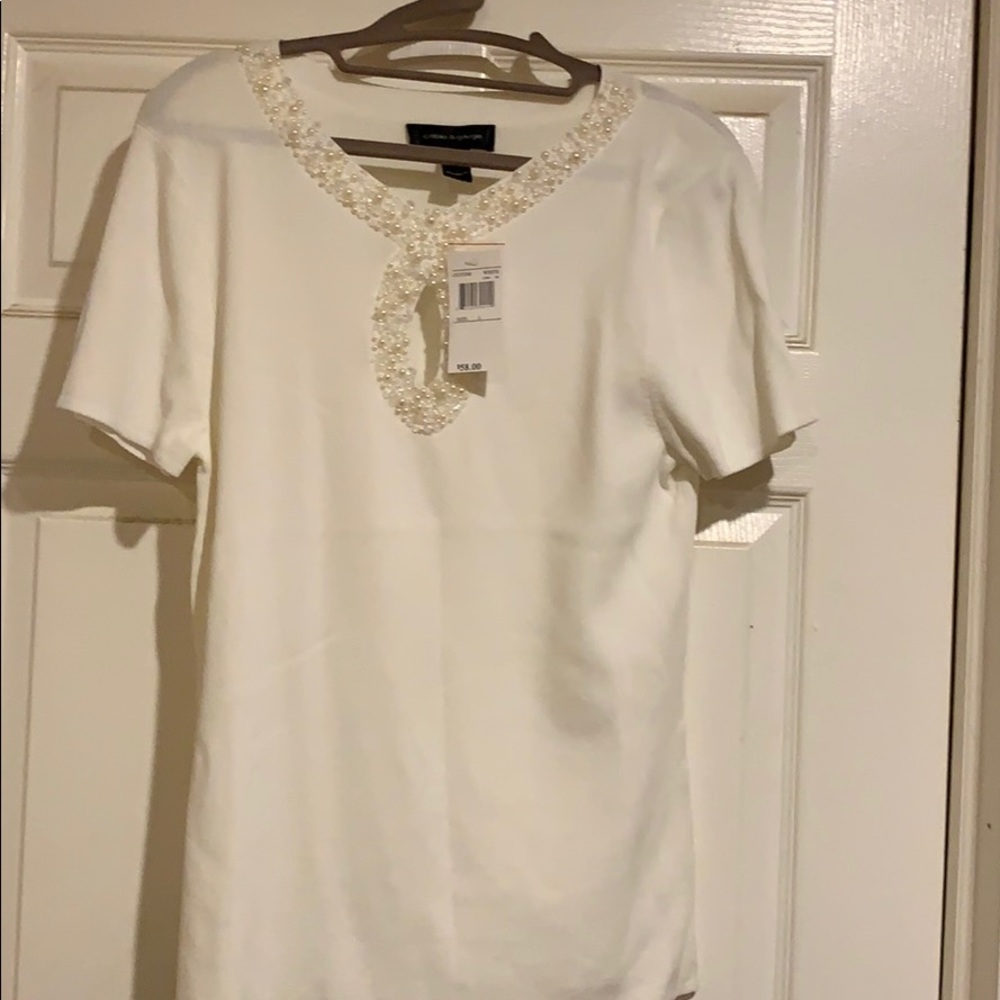 White short sleeve sweater